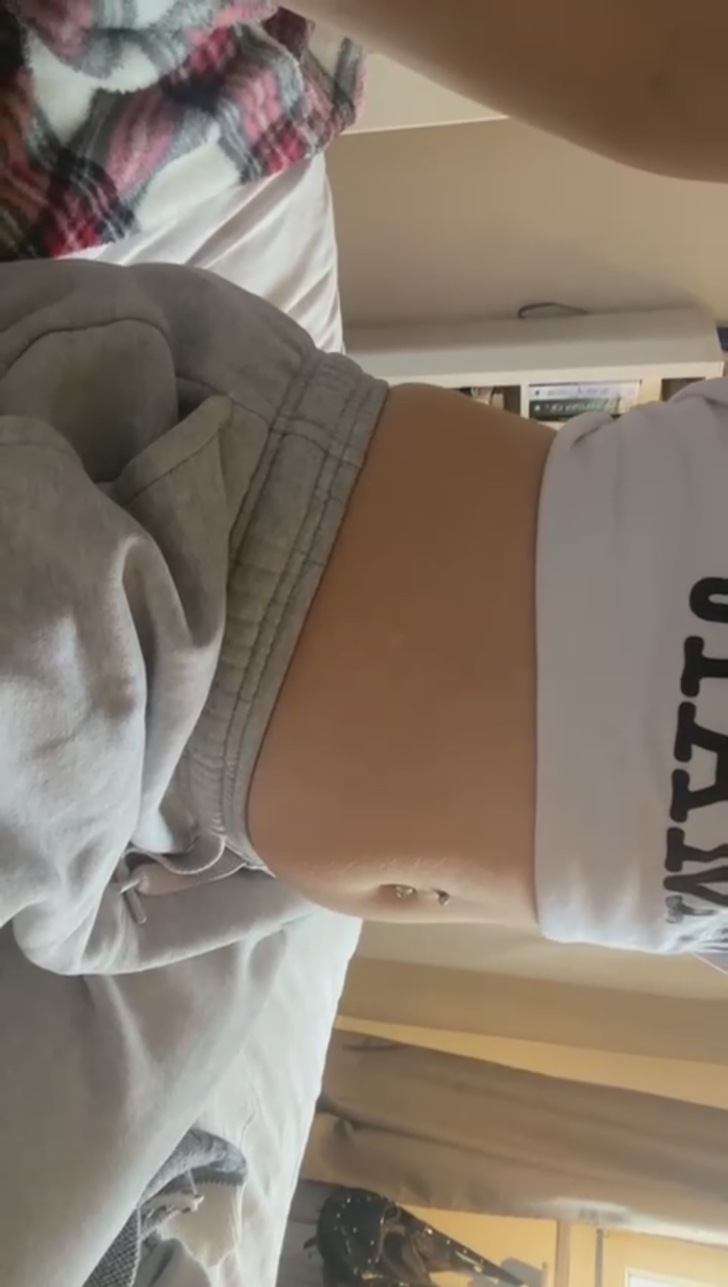 Belly inflate burping (1:30)